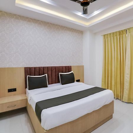Townhouse Magnolia Corporate Stays غورغاون المظهر الخارجي الصورة
