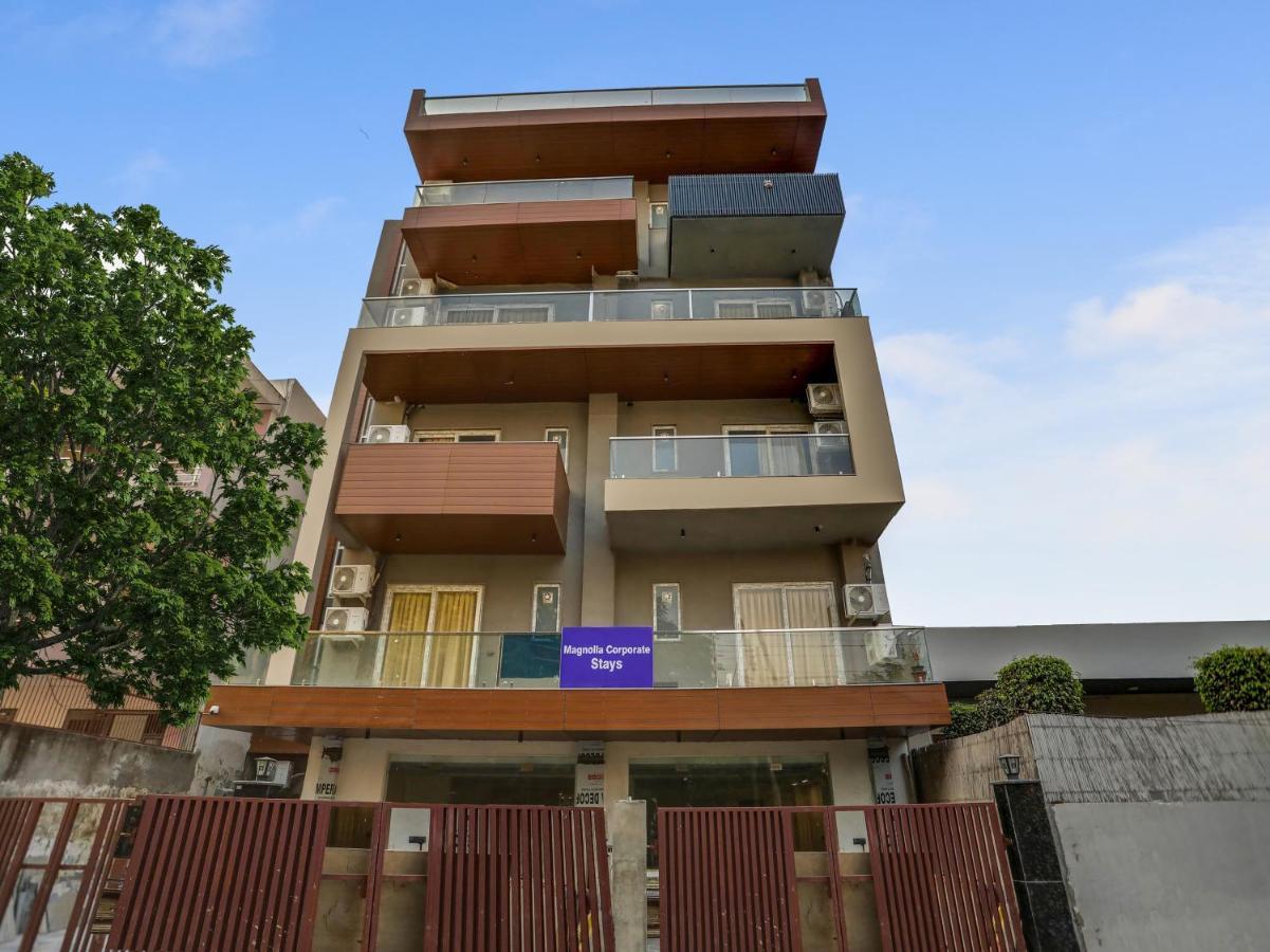 Townhouse Magnolia Corporate Stays غورغاون المظهر الخارجي الصورة
