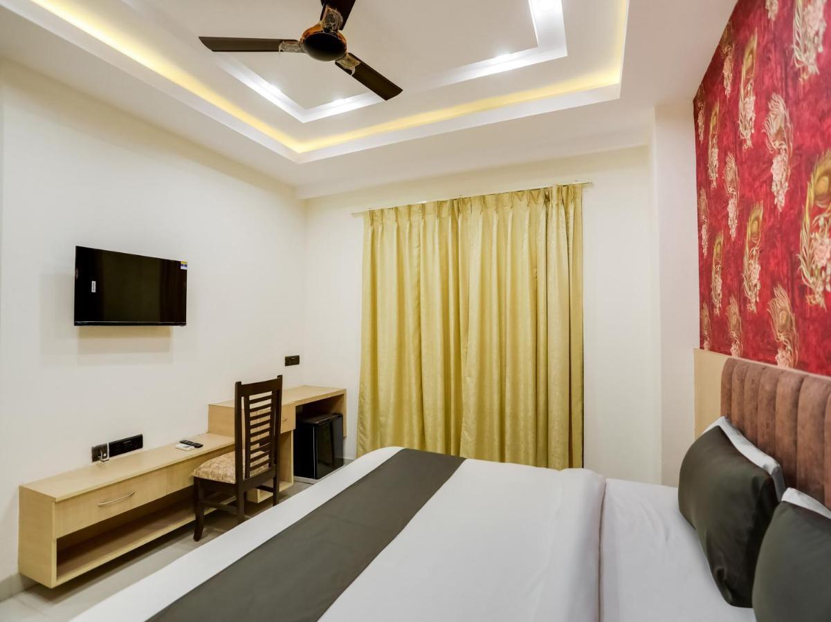 Townhouse Magnolia Corporate Stays غورغاون المظهر الخارجي الصورة