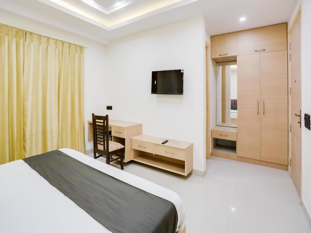 Townhouse Magnolia Corporate Stays غورغاون المظهر الخارجي الصورة