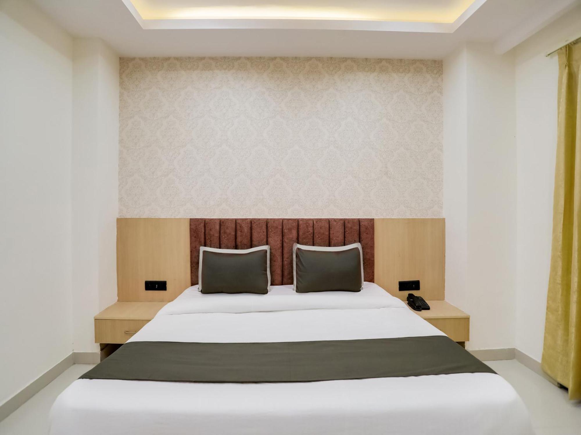 Townhouse Magnolia Corporate Stays غورغاون المظهر الخارجي الصورة