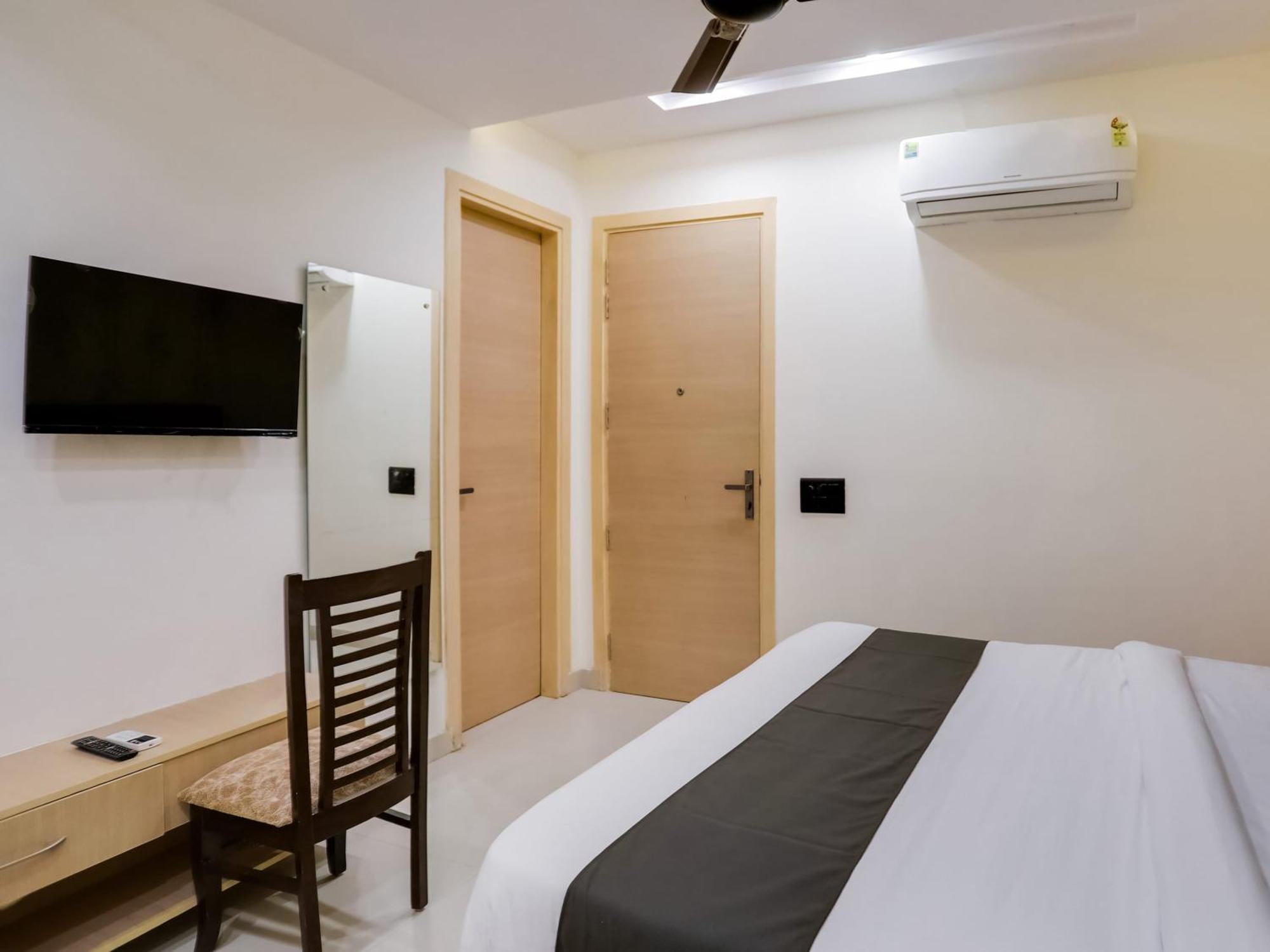 Townhouse Magnolia Corporate Stays غورغاون المظهر الخارجي الصورة